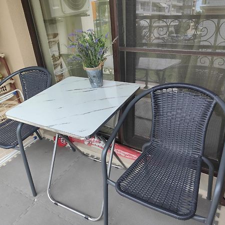 Studio Aivasovskij Park - Meters Away From Beach Pomorie Exterior foto