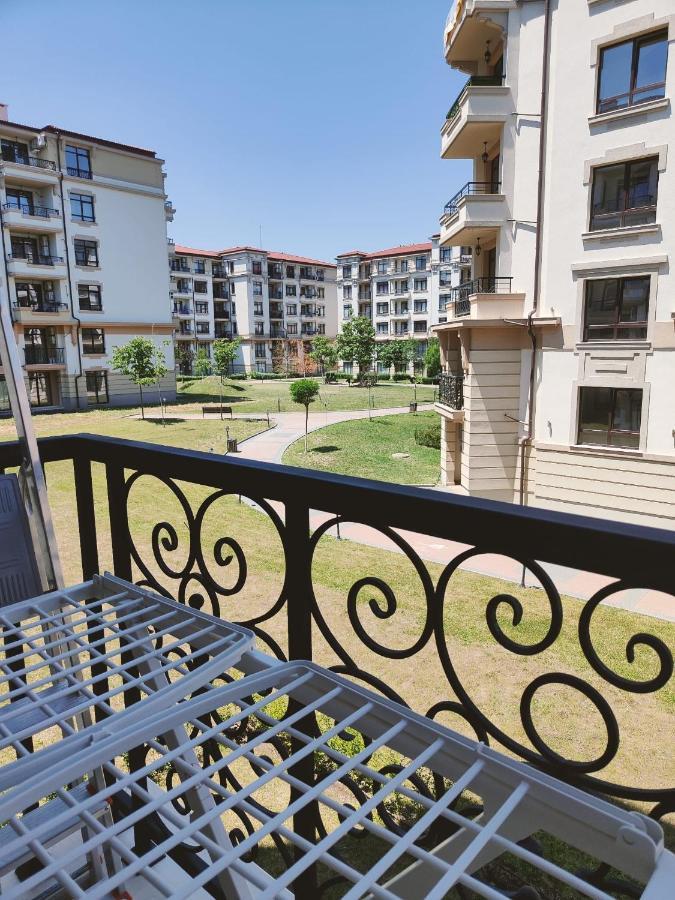 Studio Aivasovskij Park - Meters Away From Beach Pomorie Exterior foto